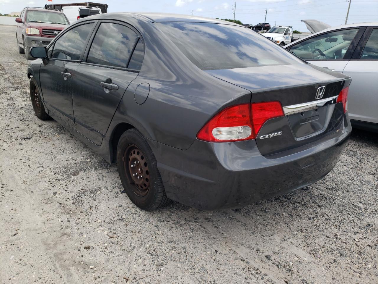 Photo 3 from auction – 2010 HONDA CIVIC with VIN 2HGFA1F59AH328905