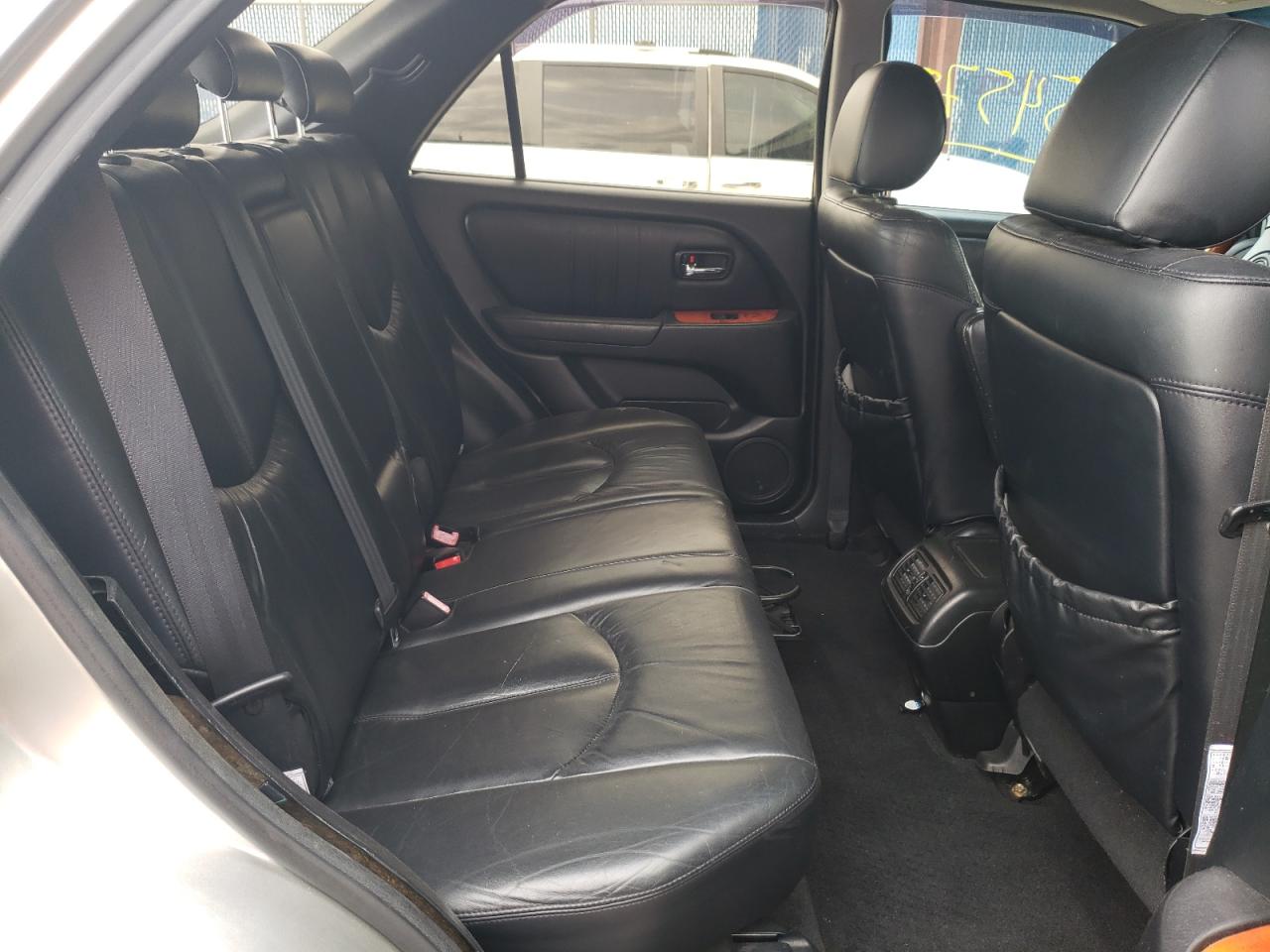 Photo 6 from auction – 2001 LEXUS RX 300 with VIN JTJGF10U210086187