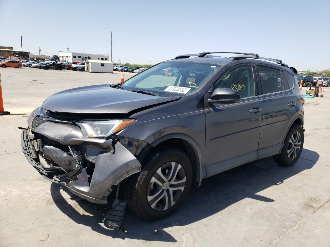 Photo 2 from auction – 2016 TOYOTA RAV4 LE with VIN 2T3ZFREV3GW291193