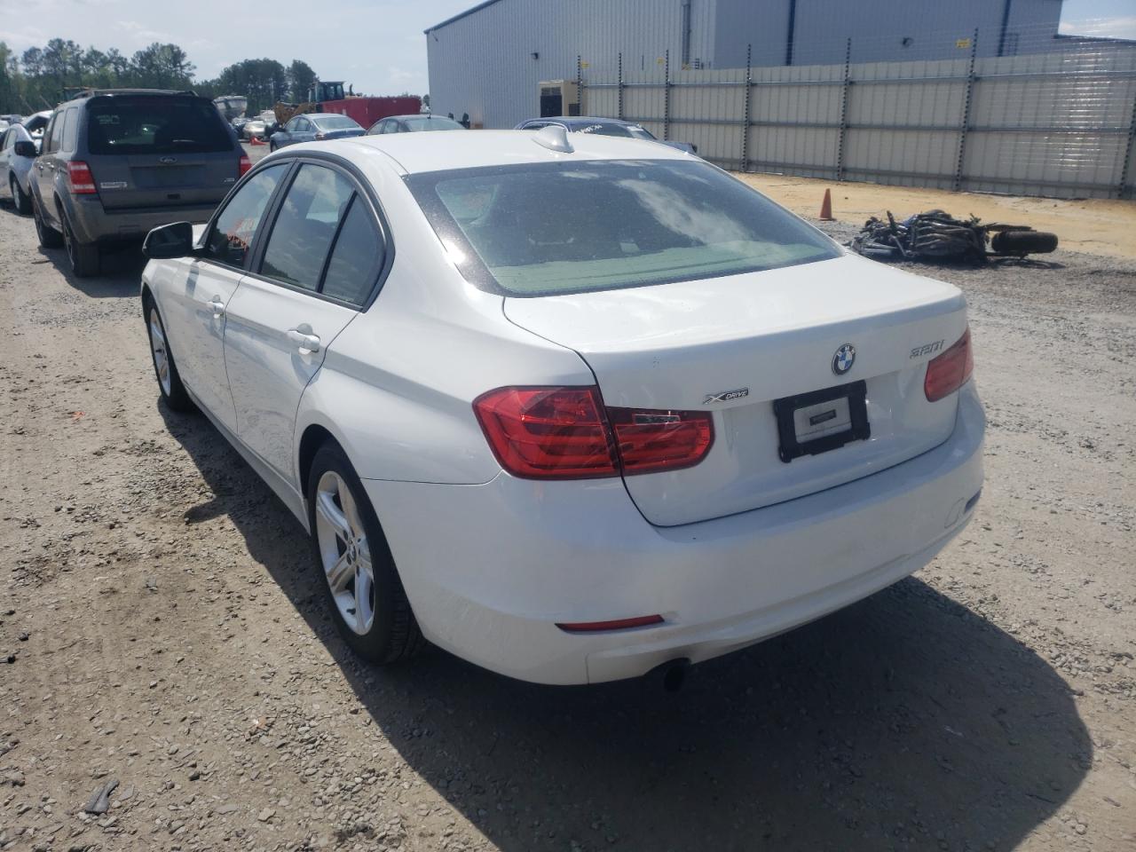 Photo 3 from auction – 2014 BMW 320 I XDRI with VIN WBA3C3C52EF986971