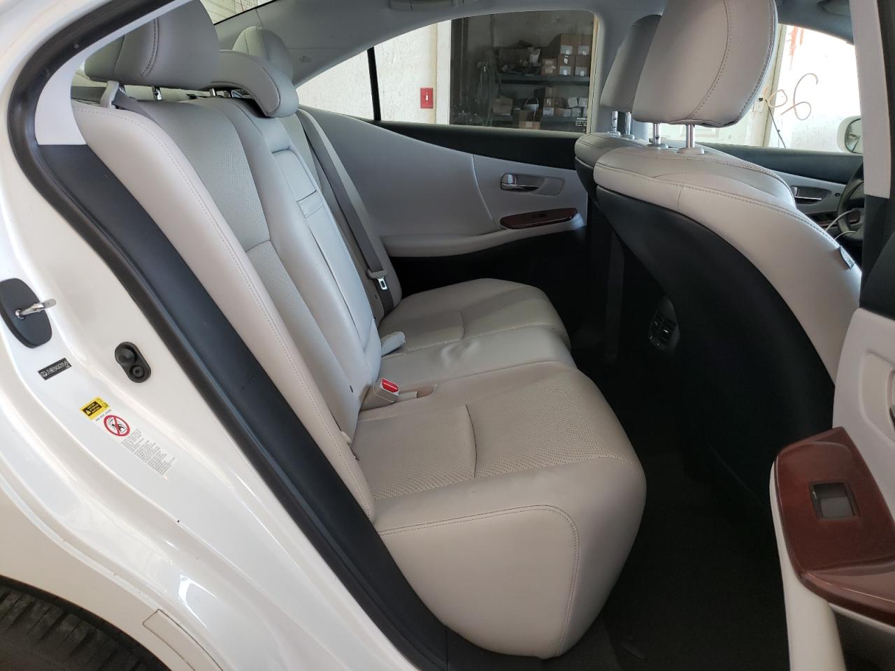 Photo 6 from auction – 2010 LEXUS CT 200 H with VIN JTHBB1BA0A2005489