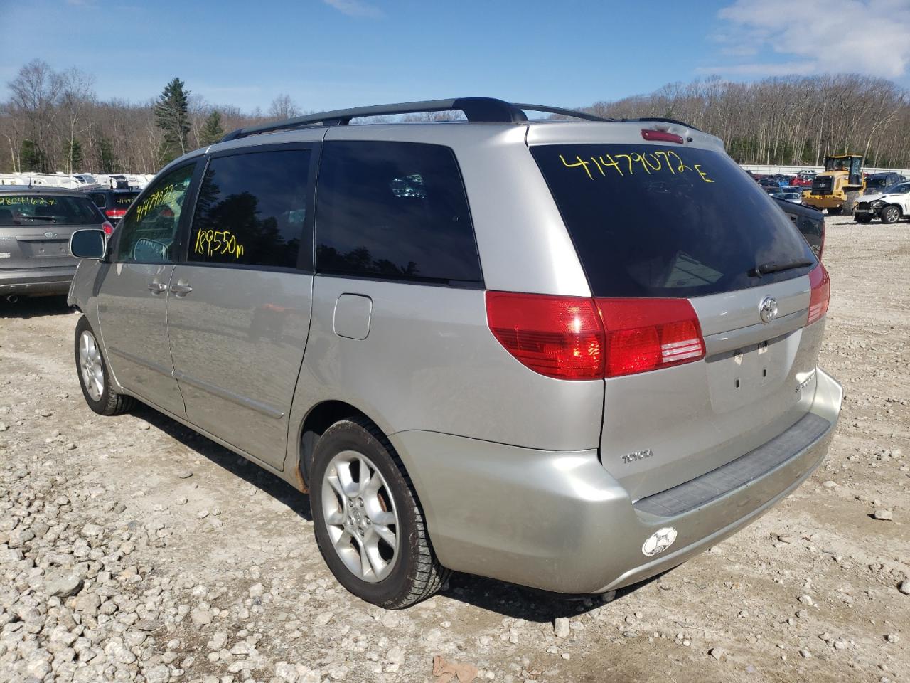 Photo 3 from auction – 2004 TOYOTA SIENNA XLE with VIN 5TDZA22C54S078400