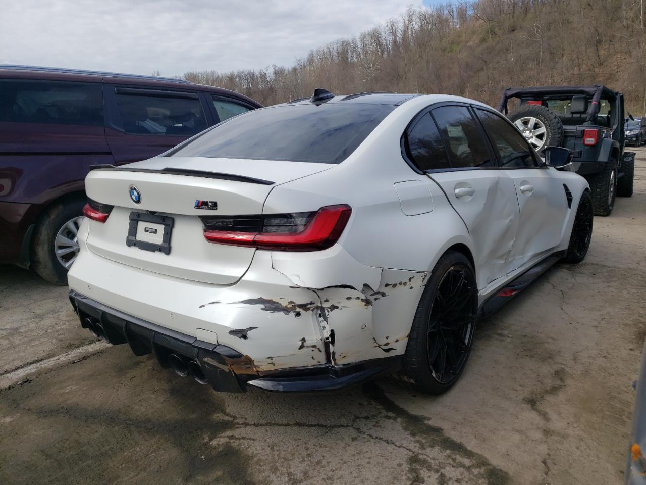 Photo 4 from auction – 2021 BMW M3 COMPETI with VIN WBS33AY07MFL10575