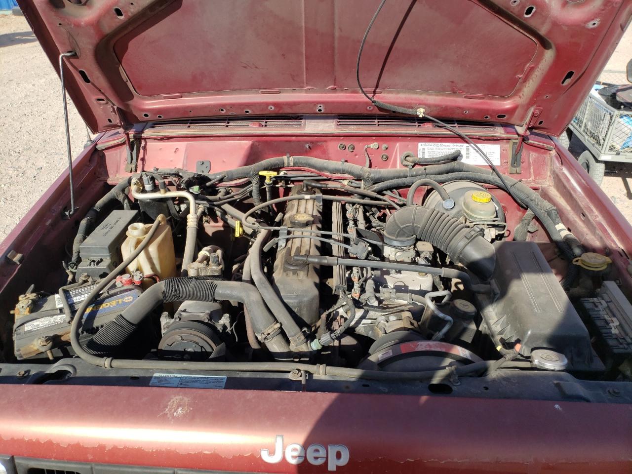 Photo 7 from auction – 1999 JEEP CHEROKEE S with VIN 1J4FT28S3XL540450