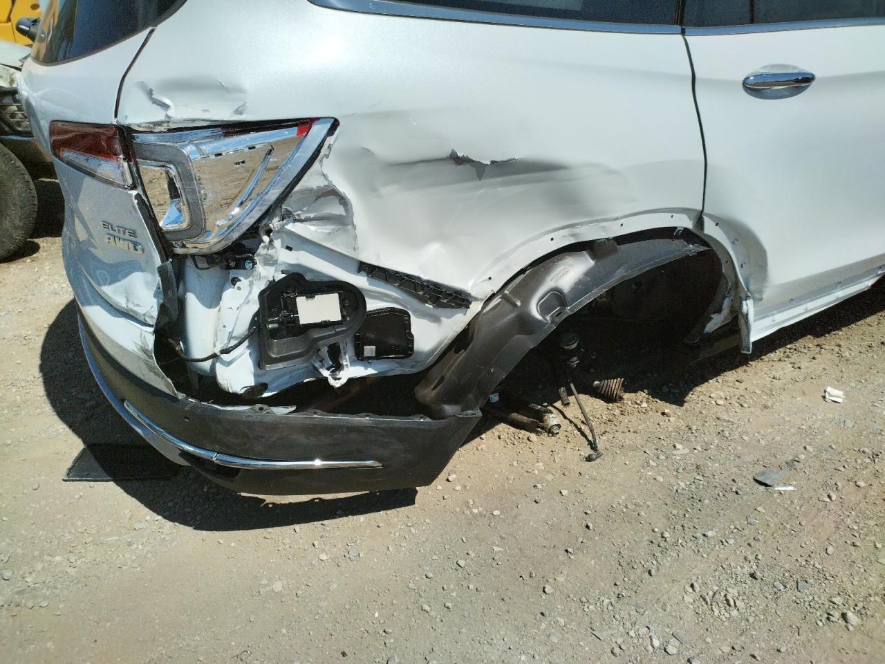 Photo 9 from auction – 2020 HONDA PILOT ELIT with VIN 5FNYF6H0XLB003678