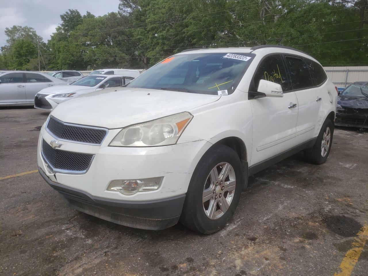 Photo 2 from auction – 2012 CHEVROLET TRAVERSE L with VIN 1GNKVGED8CJ128801