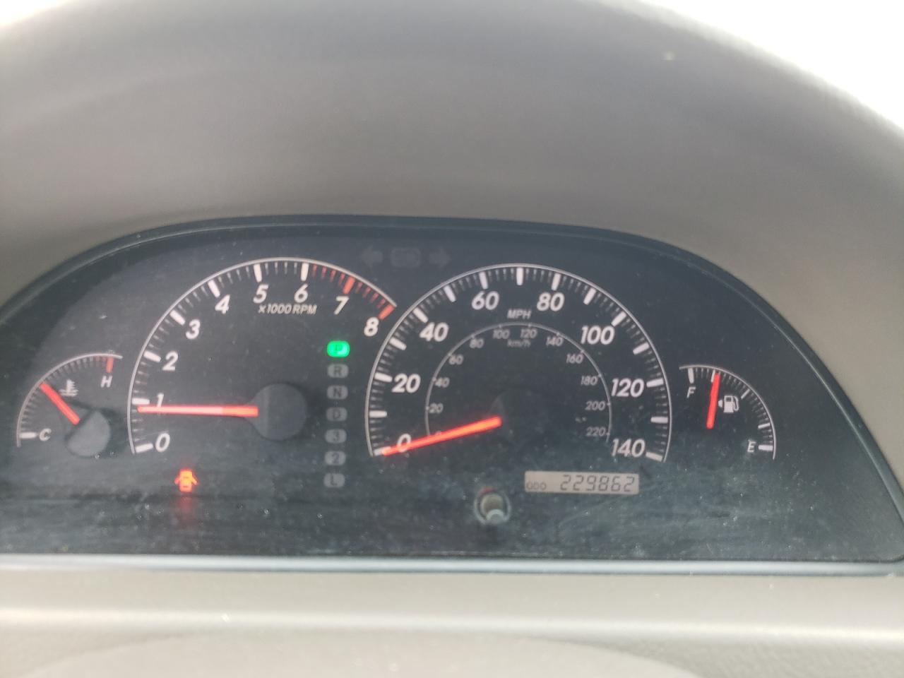 Photo 8 from auction – 2005 TOYOTA CAMRY LE with VIN 4T1BE32K55U032822