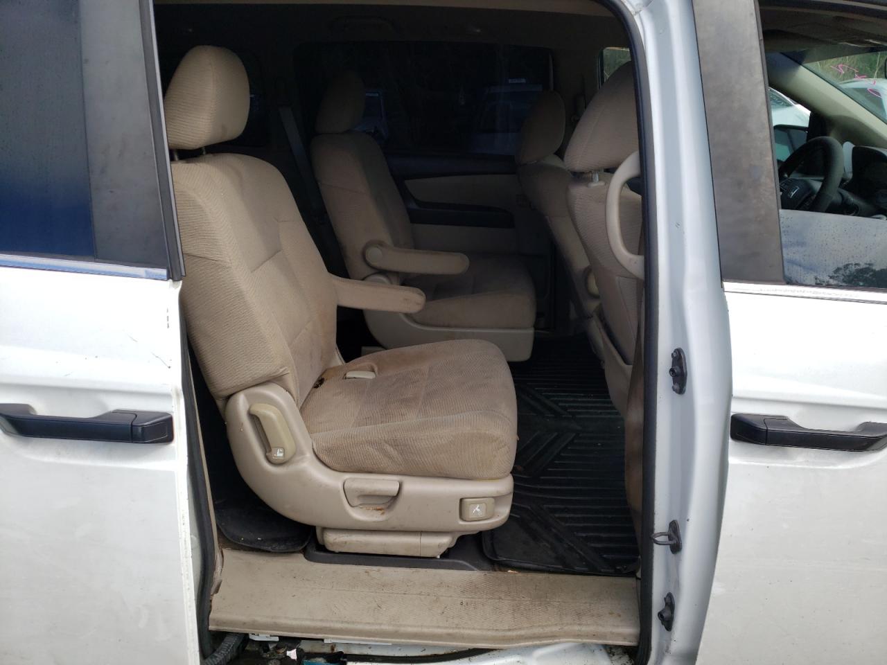 Photo 6 from auction – 2013 HONDA ODYSSEY LX with VIN 5FNRL5H23DB046673