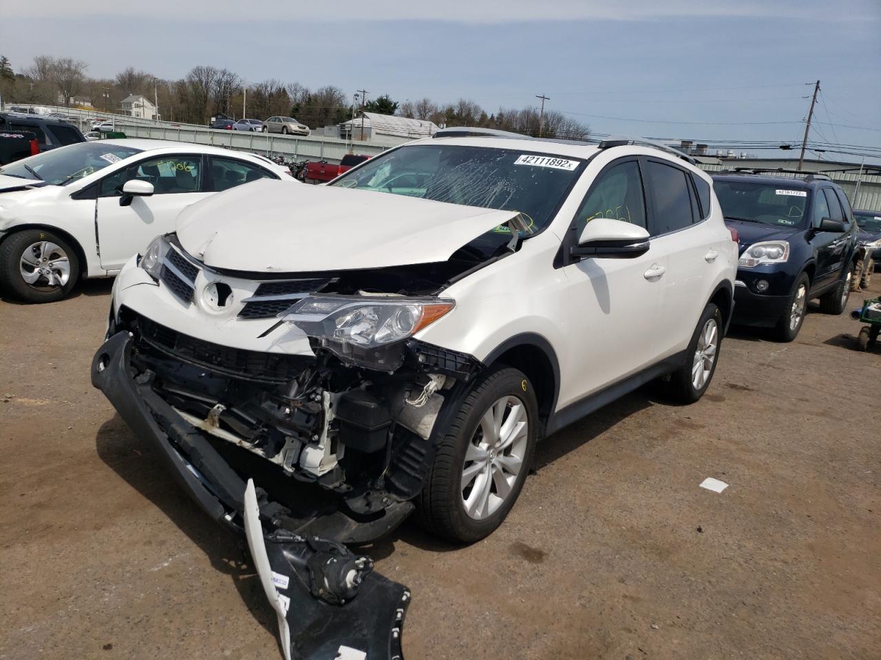 Photo 2 from auction – 2014 TOYOTA RAV4 LIMIT with VIN 2T3DFREV6EW199132