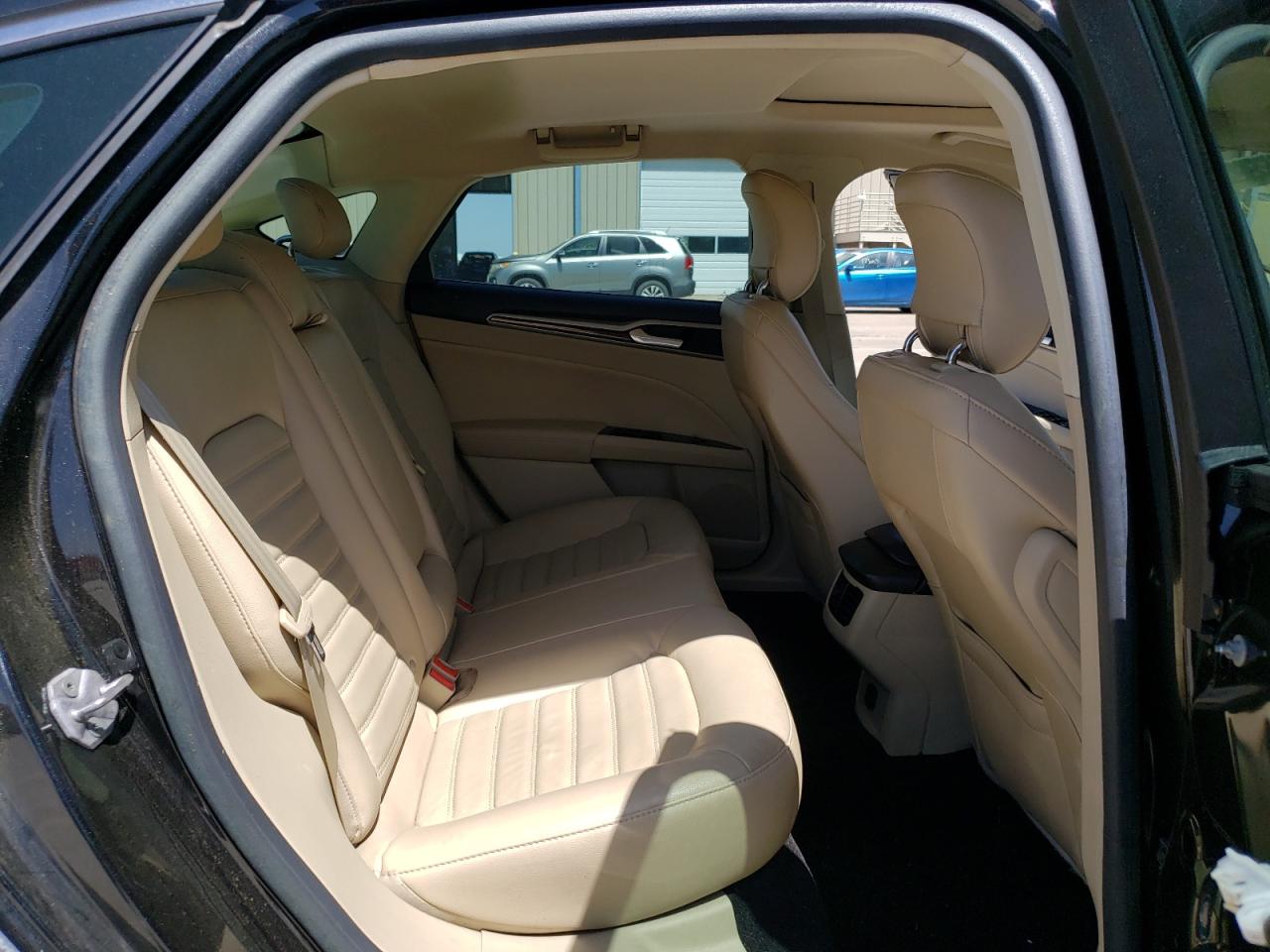 Photo 6 from auction – 2014 FORD FUSION SE with VIN 3FA6P0HD2ER128380