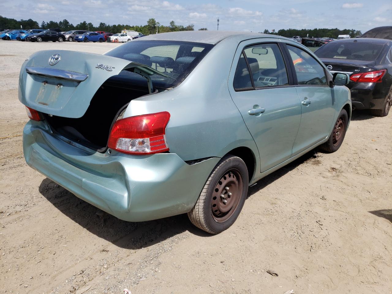 Photo 4 from auction – 2009 TOYOTA YARIS with VIN JTDBT4K34A1355098