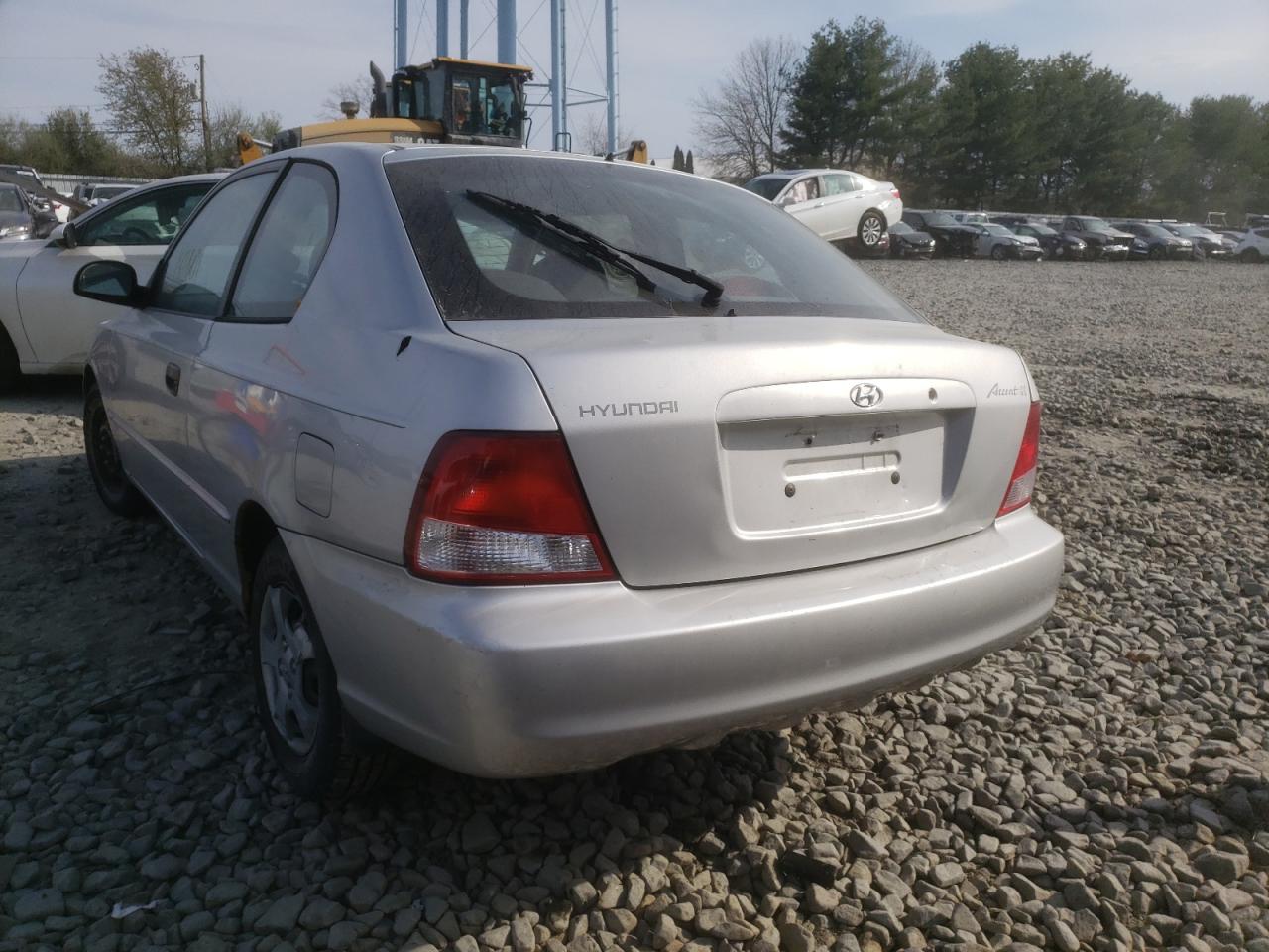 Photo 3 from auction – 2002 HYUNDAI ACCENT GS with VIN KMHCG35C22U229316