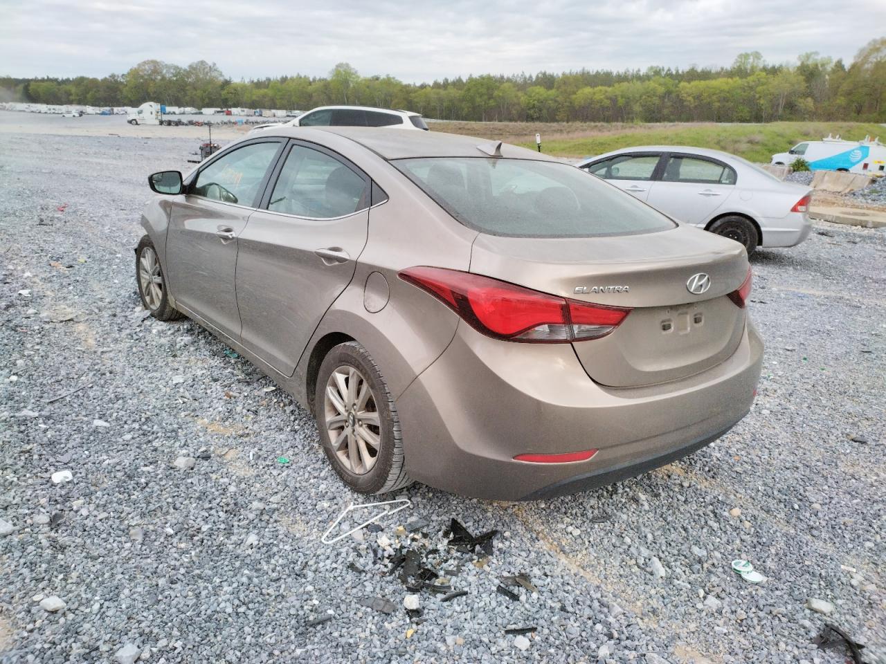 Photo 3 from auction – 2015 HYUNDAI ELANTRA SE with VIN 5NPDH4AE1FH636627