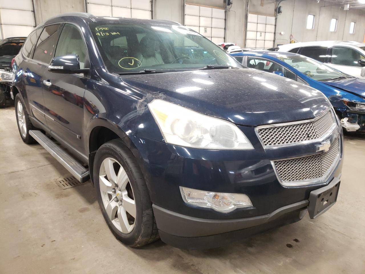 CHEVROLET TRAVERSE L 2009 with VIN 1GNEV33D79S131054 - Photo from auction