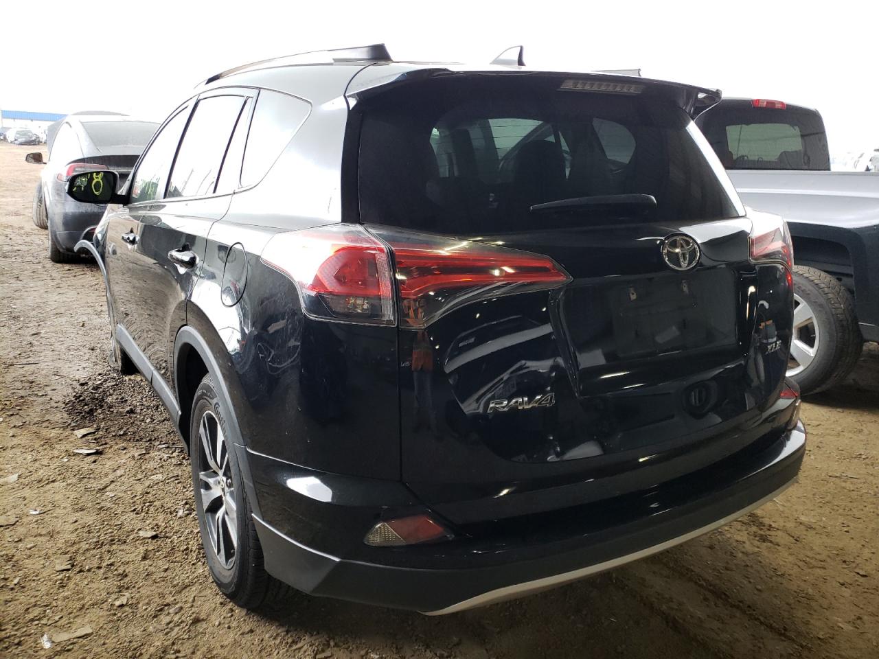 Photo 3 from auction – 2016 TOYOTA RAV4 XLE with VIN 2T3WFREV4GW309607