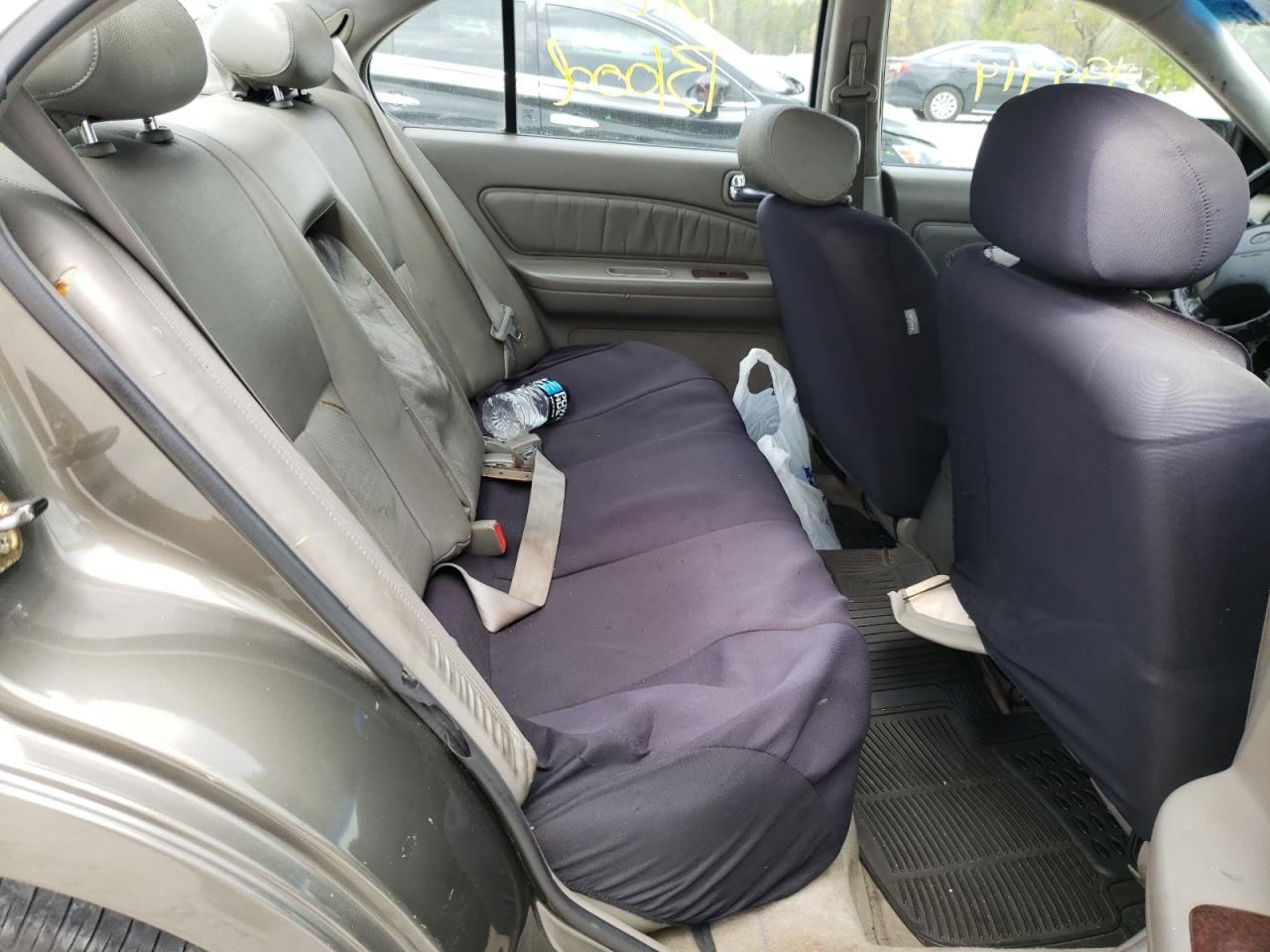 Photo 6 from auction – 1998 INFINITI I30 with VIN JNKCA21A5WT608180