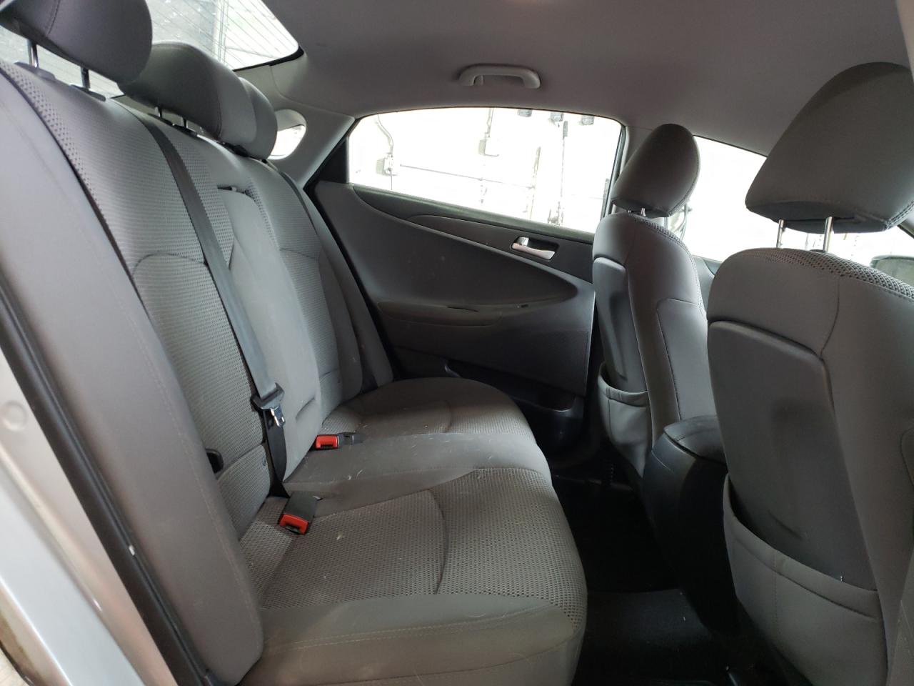 Photo 6 from auction – 2012 HYUNDAI SONATA GLS with VIN 5NPEB4AC9CH318481