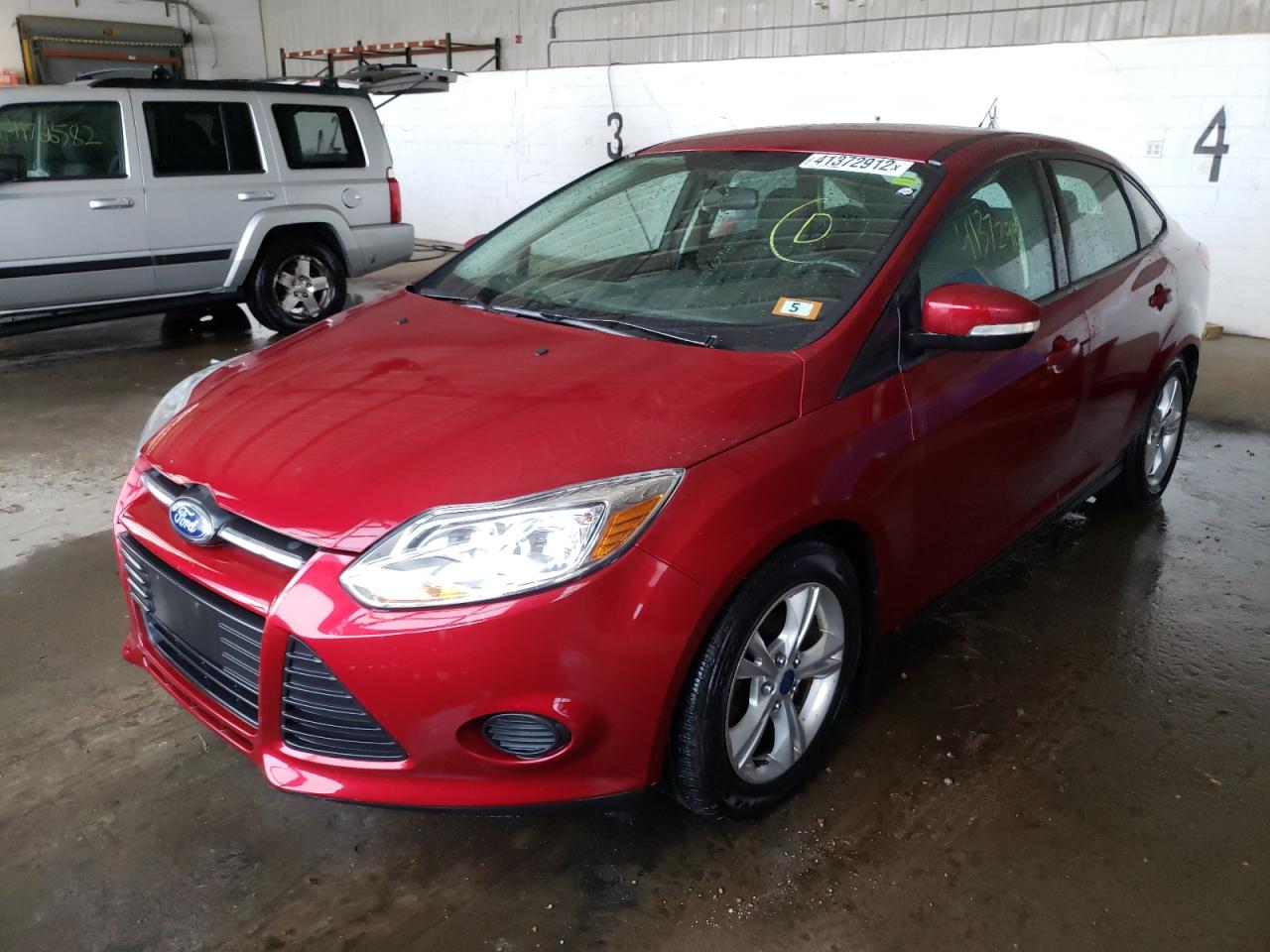 Photo 2 from auction – 2014 FORD FOCUS SE with VIN 1FADP3F23EL151935