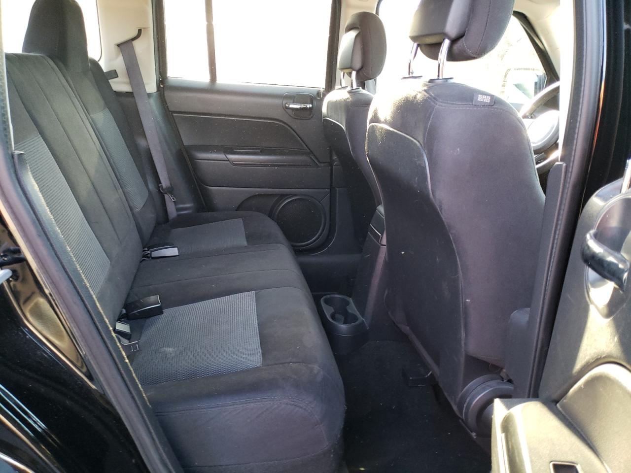 Photo 6 from auction – 2016 JEEP PATRIOT LA with VIN 1C4NJPFA3GD794622