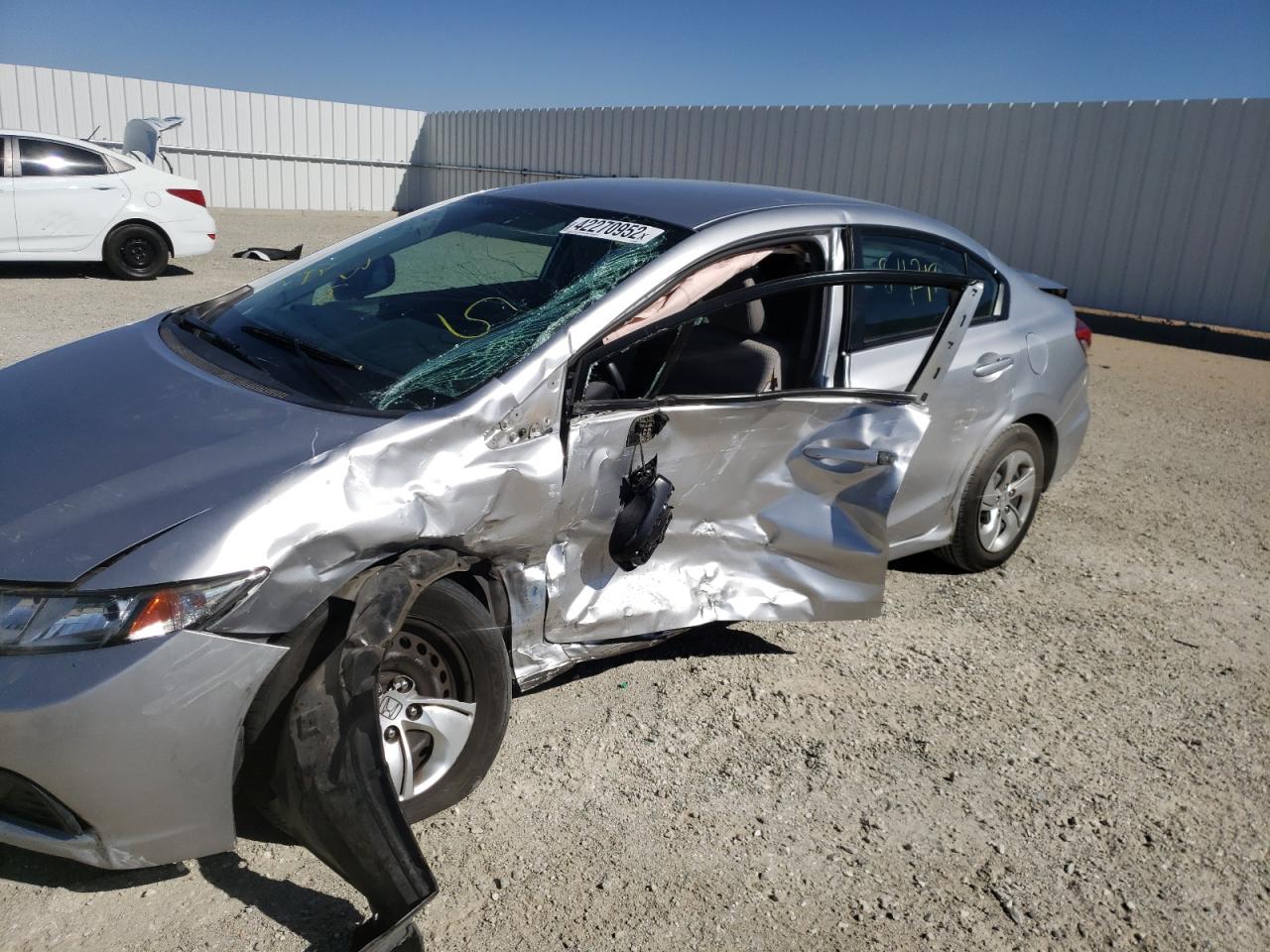 Photo 9 from auction – 2014 HONDA CIVIC LX with VIN 19XFB2F5XEE200904