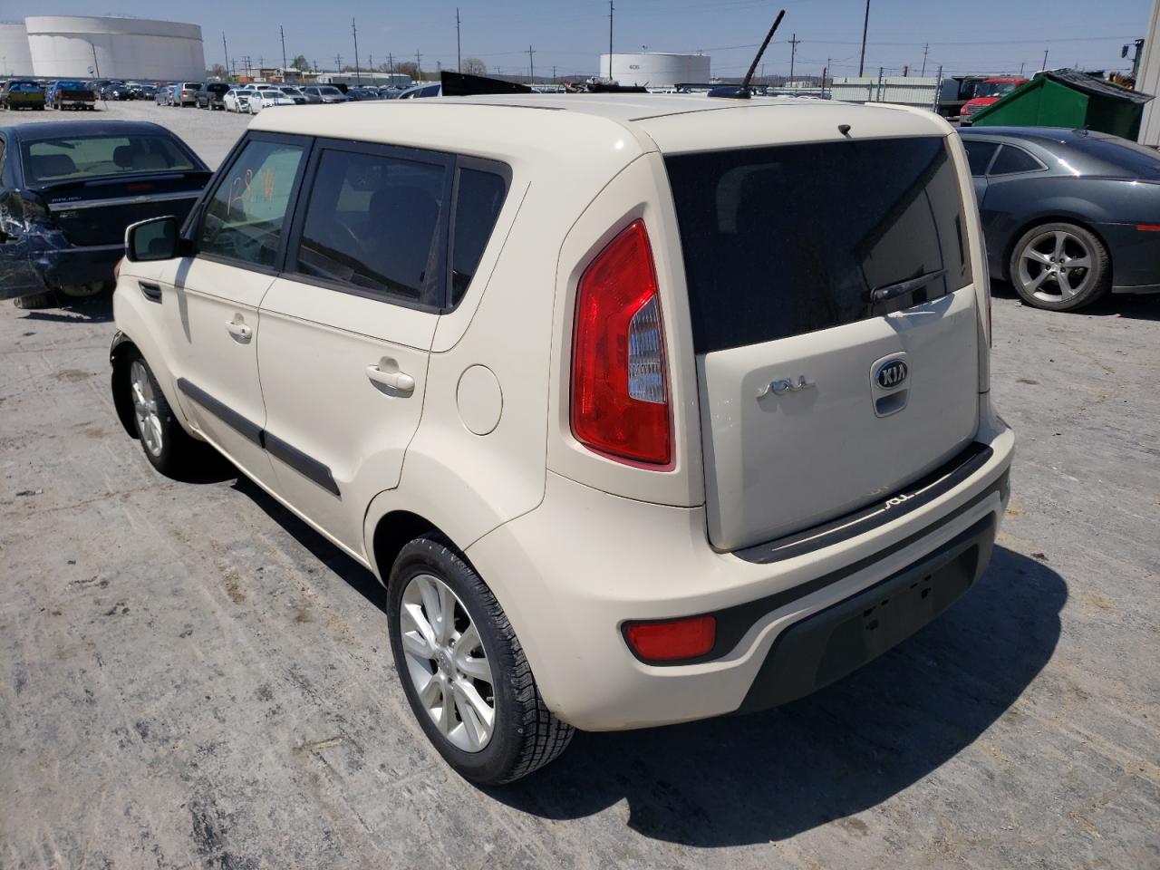 Photo 3 from auction – 2013 KIA SOUL + with VIN KNDJT2A66D7580541