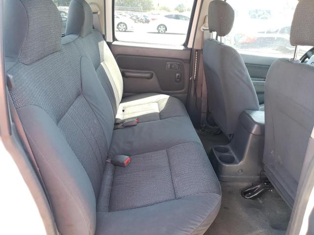 Photo 6 from auction – 2001 NISSAN FRONTIER C with VIN 1N6ED27Y21C390422