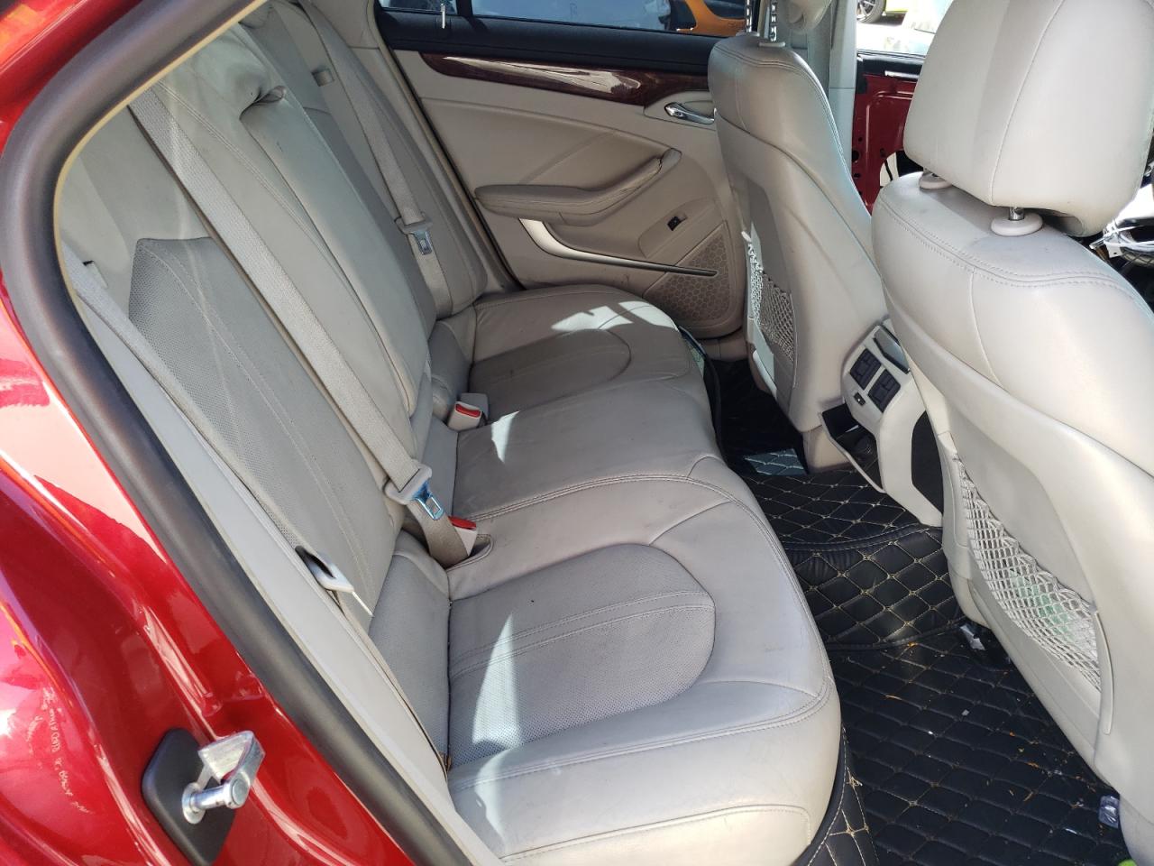 Photo 6 from auction – 2008 CADILLAC CTS HI FEA with VIN 1G6DP57VX80108989