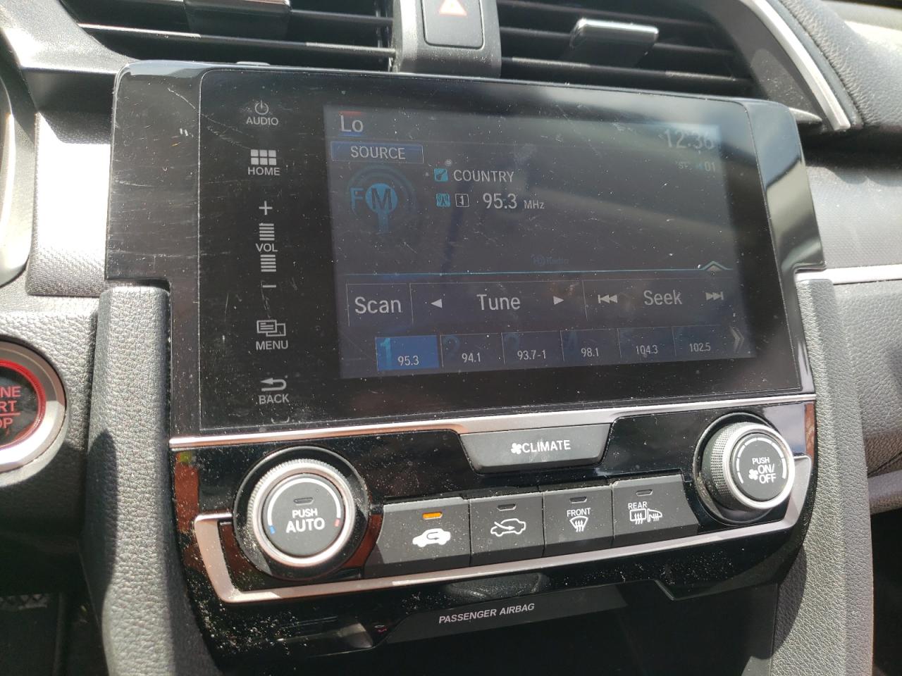 Photo 9 from auction – 2018 HONDA CIVIC EX with VIN 2HGFC2F77JH557858