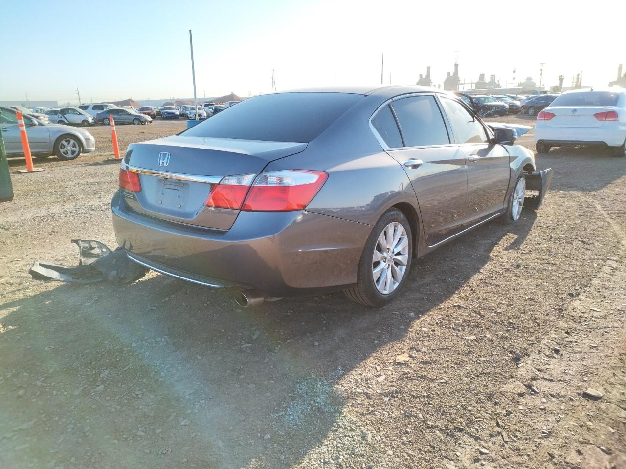 Photo 4 from auction – 2015 HONDA ACCORD EX with VIN 1HGCR2F79FA218445