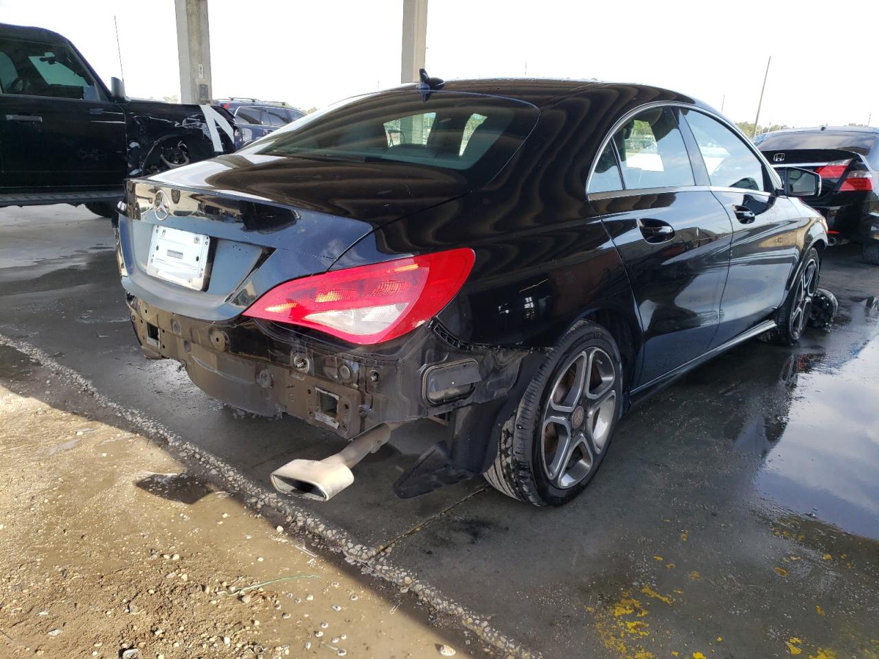 Photo 4 from auction – 2014 MERCEDES-BENZ CLA 250 with VIN WDDSJ4EB8EN137873