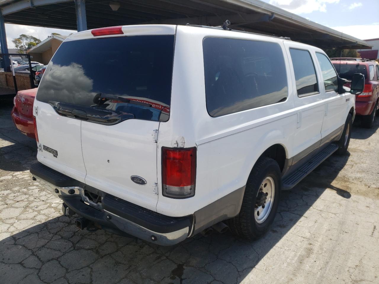 Photo 4 from auction – 2001 FORD EXCURSION with VIN 1FMNU40L01EC08391