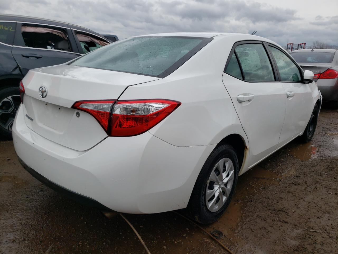 Photo 4 from auction – 2015 TOYOTA COROLLA L with VIN 2T1BURHEXFC439545