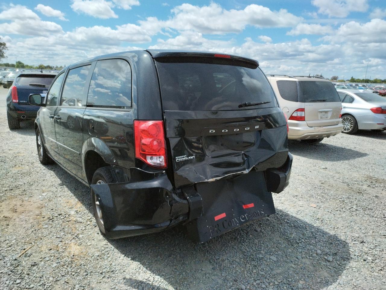 Photo 3 from auction – 2015 DODGE GRAND CARA with VIN 2C4RDGBG2FR725354
