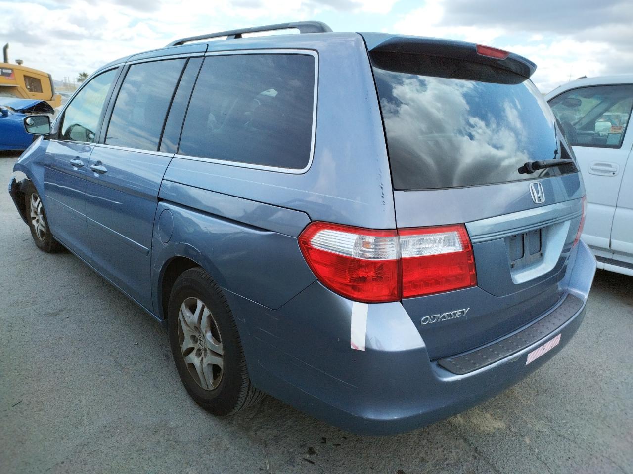 Photo 3 from auction – 2006 HONDA ODYSSEY EX with VIN 5FNRL38756B067740