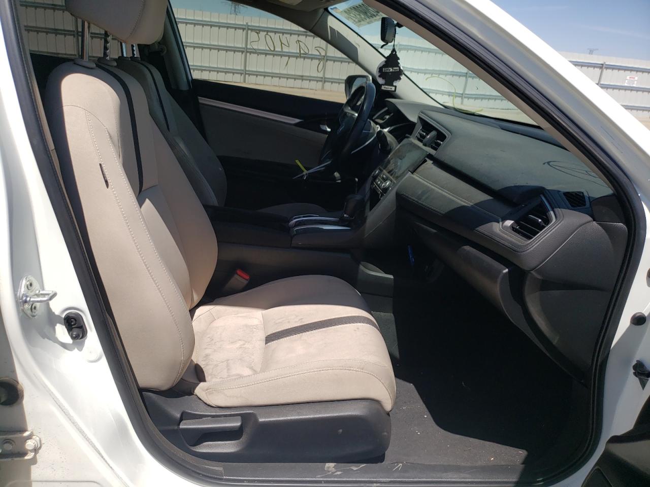 Photo 5 from auction – 2018 HONDA CIVIC EX with VIN JHMFC1F35JX023211