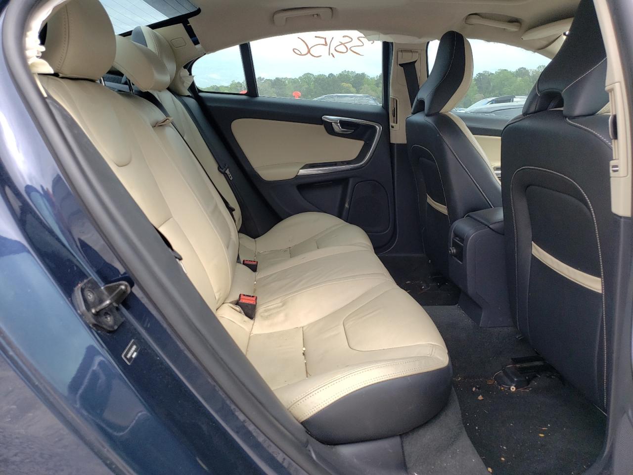Photo 6 from auction – 2013 VOLVO S60 T5 with VIN YV1612FS3D2182762