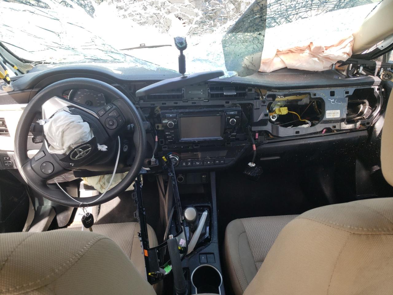 Photo 9 from auction – 2014 TOYOTA COROLLA L with VIN 2T1BURHE4EC100438