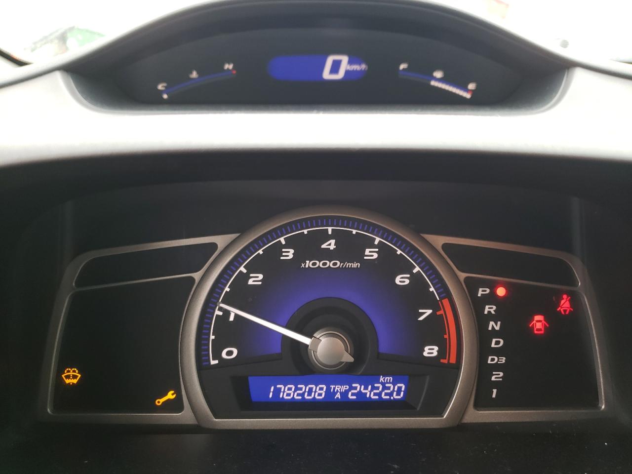 Photo 8 from auction – 2007 HONDA CIVIC LX with VIN 2HGFA16507H101935