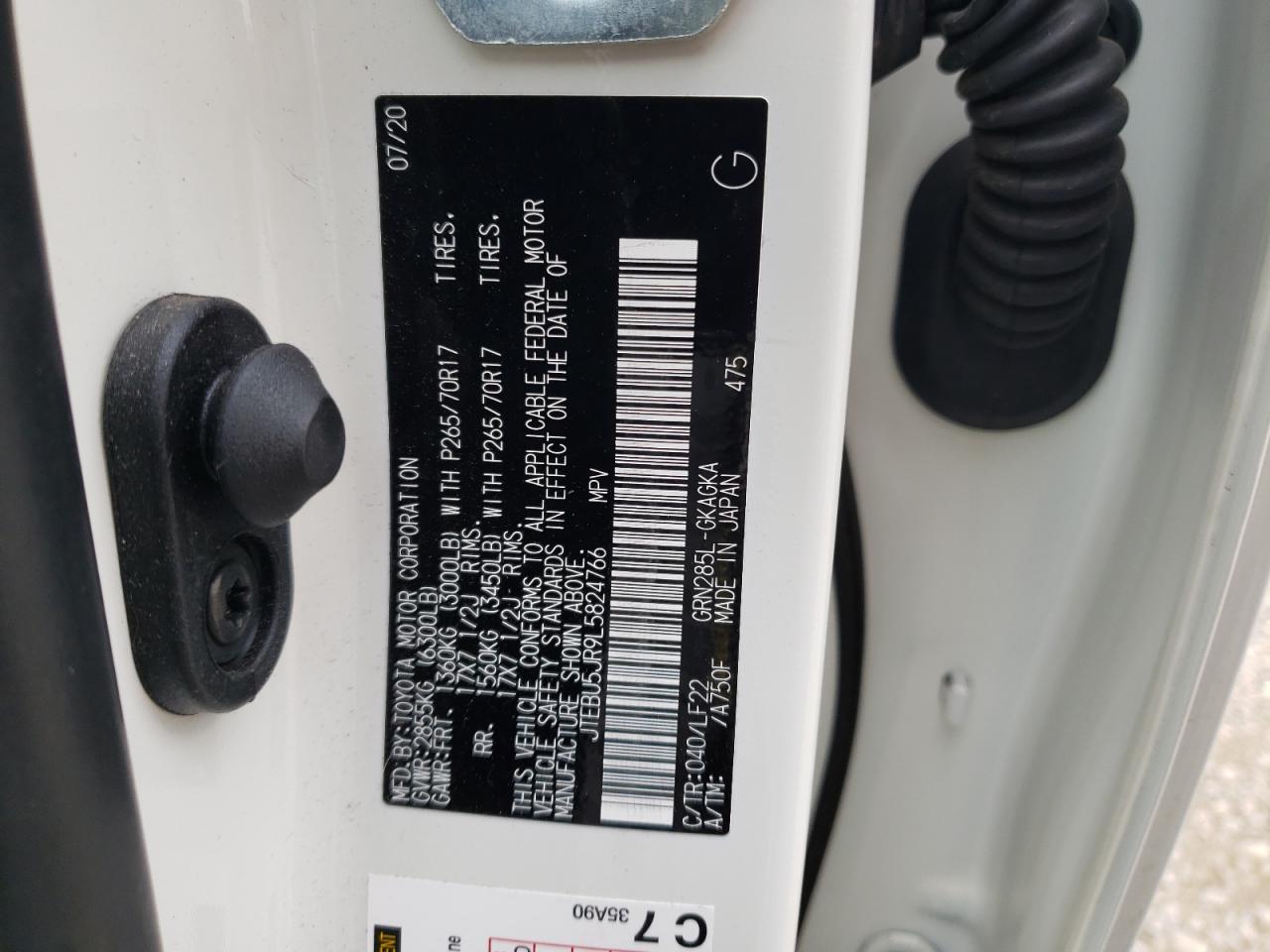 Photo 10 from auction – 2020 TOYOTA 4RUNNER SR with VIN JTEBU5JR9L5824766