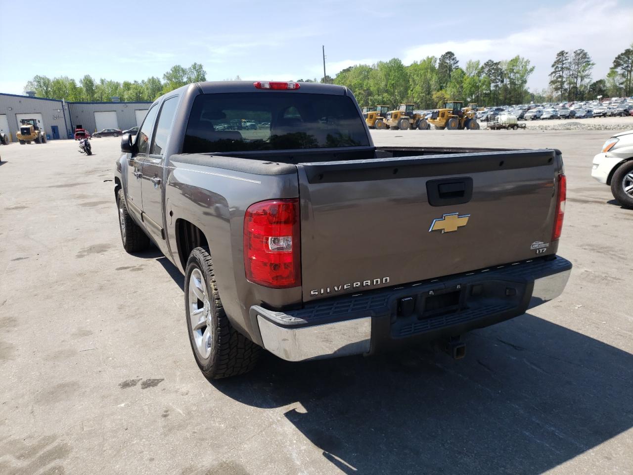 Photo 3 from auction – 2007 CHEVROLET SILVERADO with VIN 2GCEC13J171518978