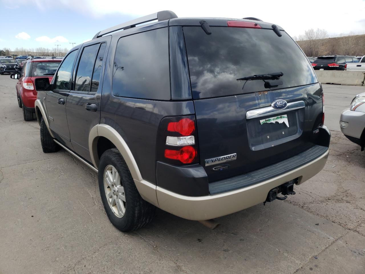 Photo 3 from auction – 2007 FORD EXPLORER E with VIN 1FMEU74827UB00053