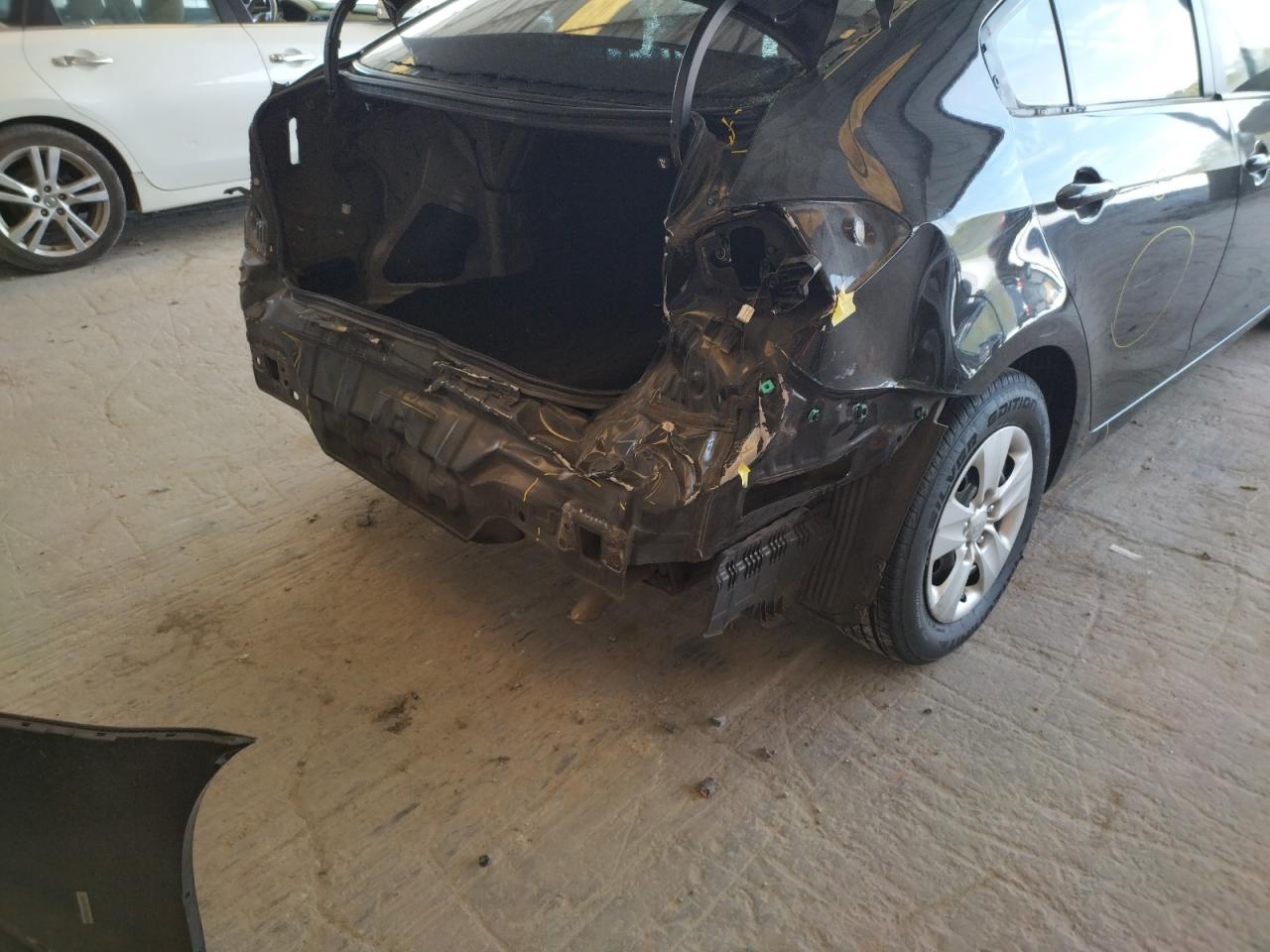Photo 9 from auction – 2015 KIA FORTE LX with VIN KNAFX4A6XF5418168
