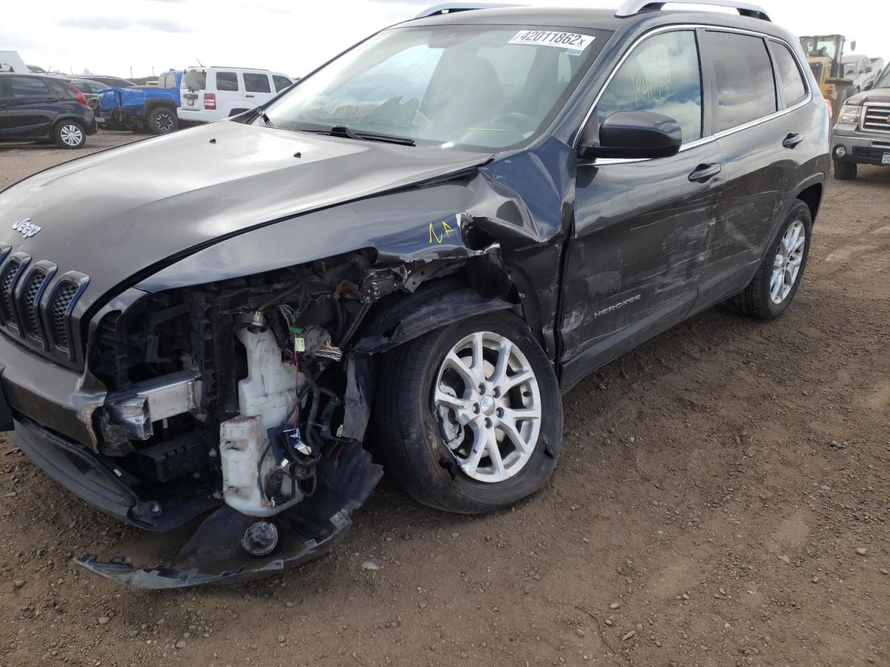 Photo 9 from auction – 2015 JEEP CHEROKEE L with VIN 1C4PJLCB9FW589887