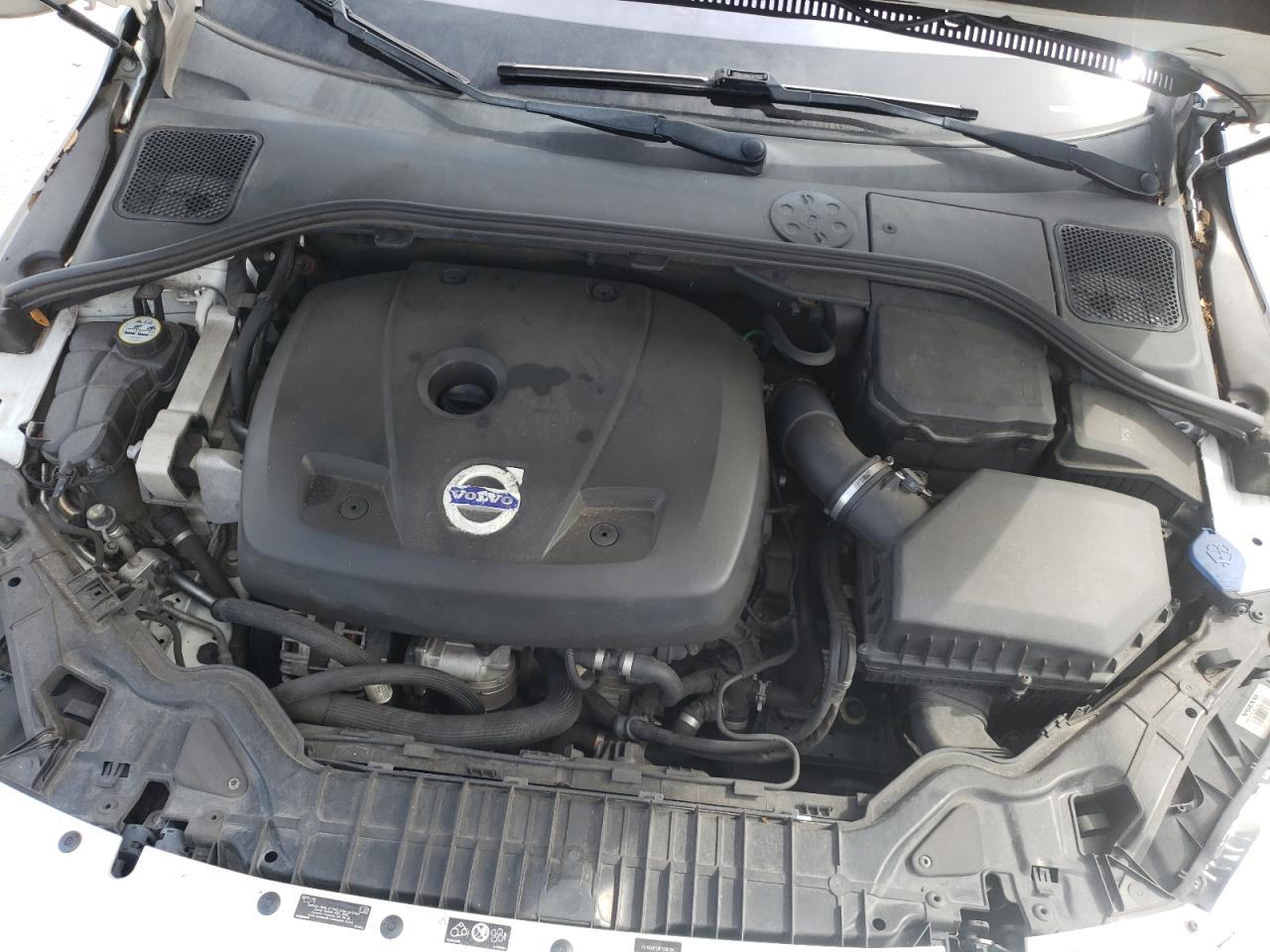 Photo 7 from auction – 2015 VOLVO S60 PREMIE with VIN YV140MFC9F1306184