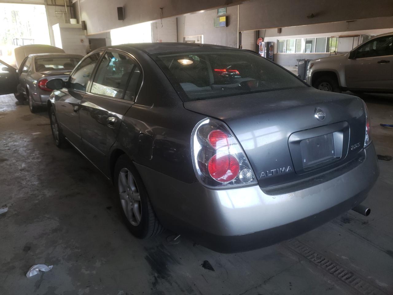 Photo 3 from auction – 2005 NISSAN ALTIMA S with VIN 1N4AL11E95C123965