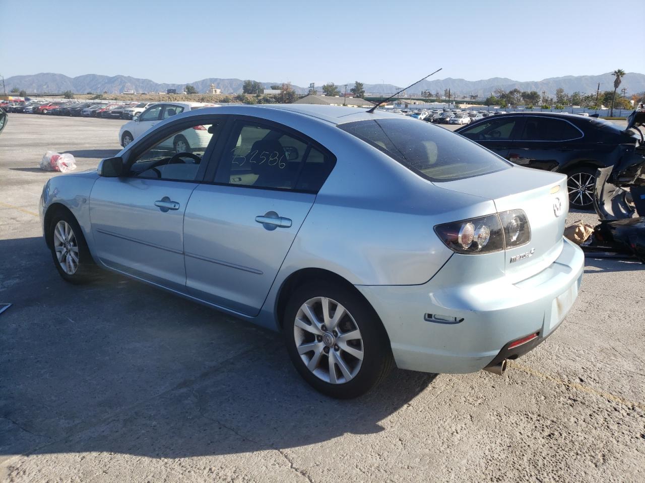 Photo 3 from auction – 2008 MAZDA MAZDA3 with VIN JM1BK12G881817547