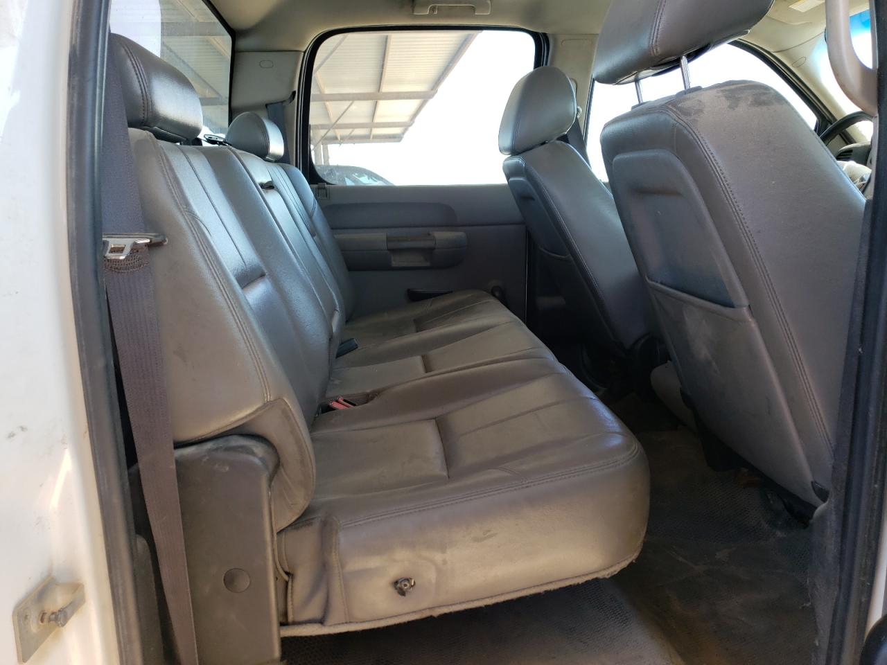 Photo 6 from auction – 2011 CHEVROLET 2500 with VIN 1GC1KVCG8BF191350