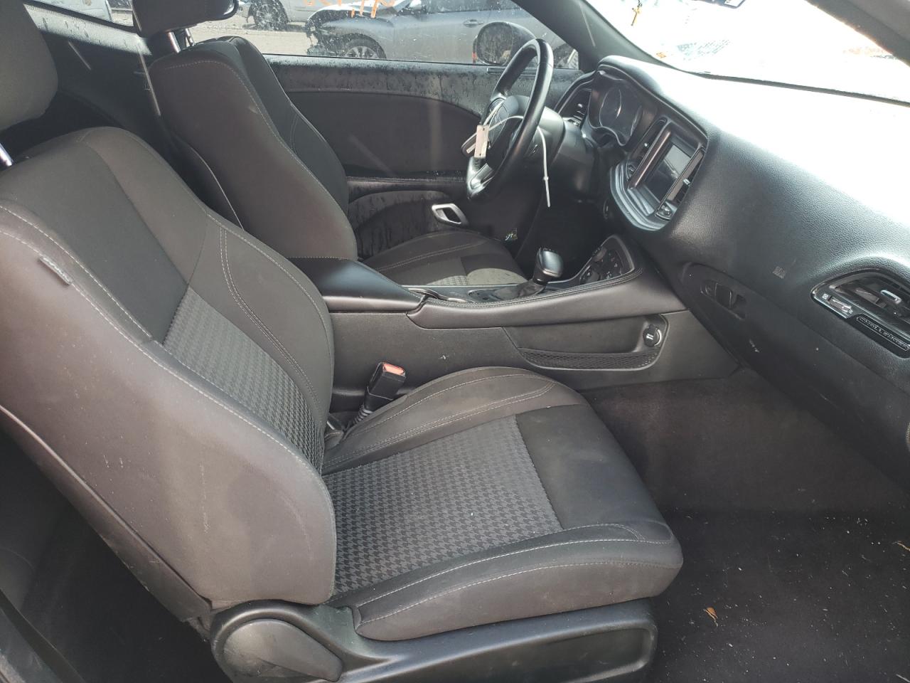 Photo 5 from auction – 2019 DODGE CHALLENGER with VIN 2C3CDZAG7KH524976