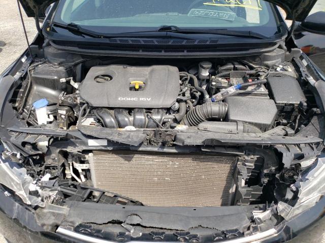 Photo 7 from auction – 2017 KIA FORTE LX with VIN 3KPFK4A77HE077524