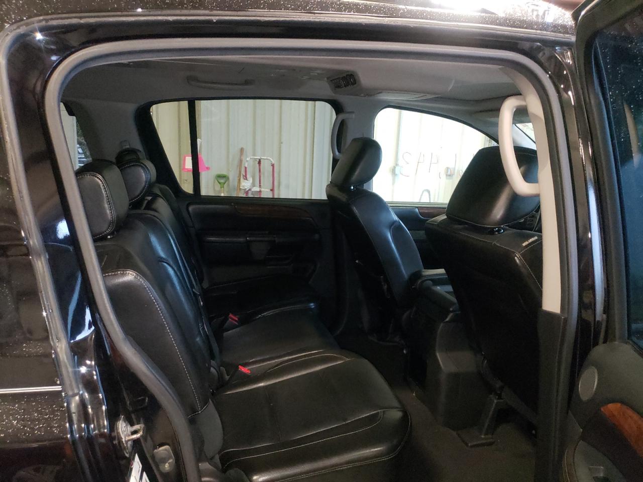 Photo 6 from auction – 2010 NISSAN ARMADA SE with VIN 5N1BA0NC0AN620565